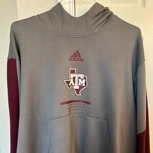 Adidas Texas A&M Logo Pullover Football Sideline Hoodie - Grey/Maroon - 2XL